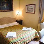 Camilla 3* Rome