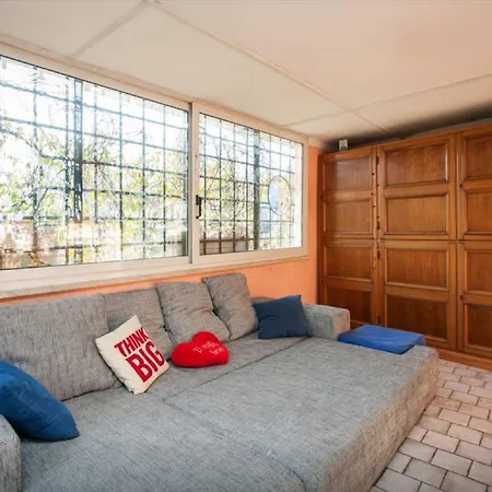 بيت ضيافة Residenza Camilla 3*