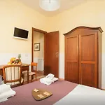Residenza Camilla 3*