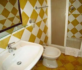 Residenza Camilla Πανσιόν